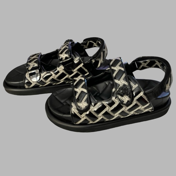 Orson Sandals KURT GEIGER LONDON 
Size 8.5 - Picture 6 of 13